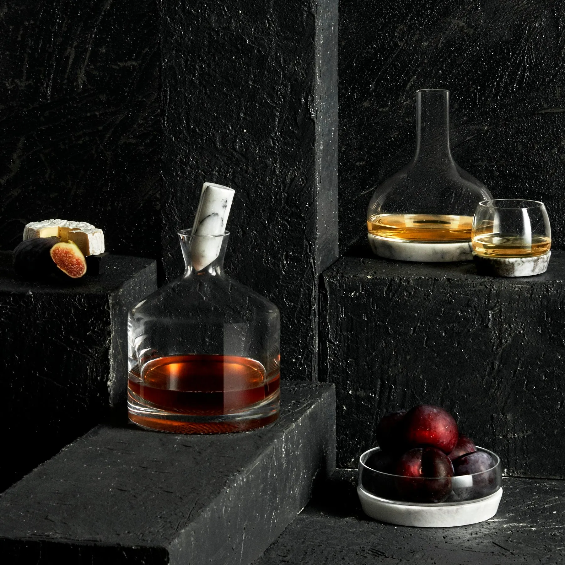 Chill Whiskey Tumbler with Marble Base
