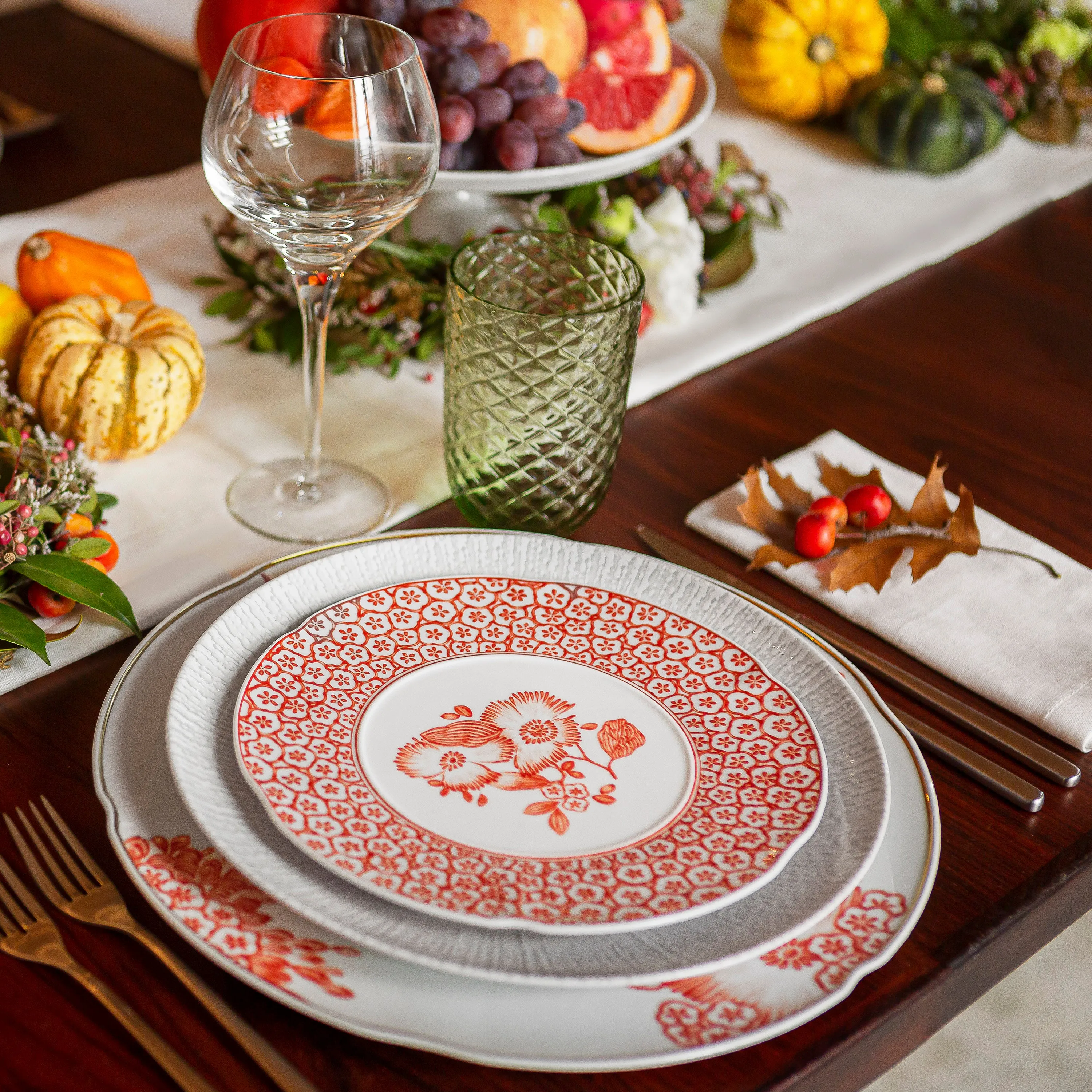 Coralina Charger Plate