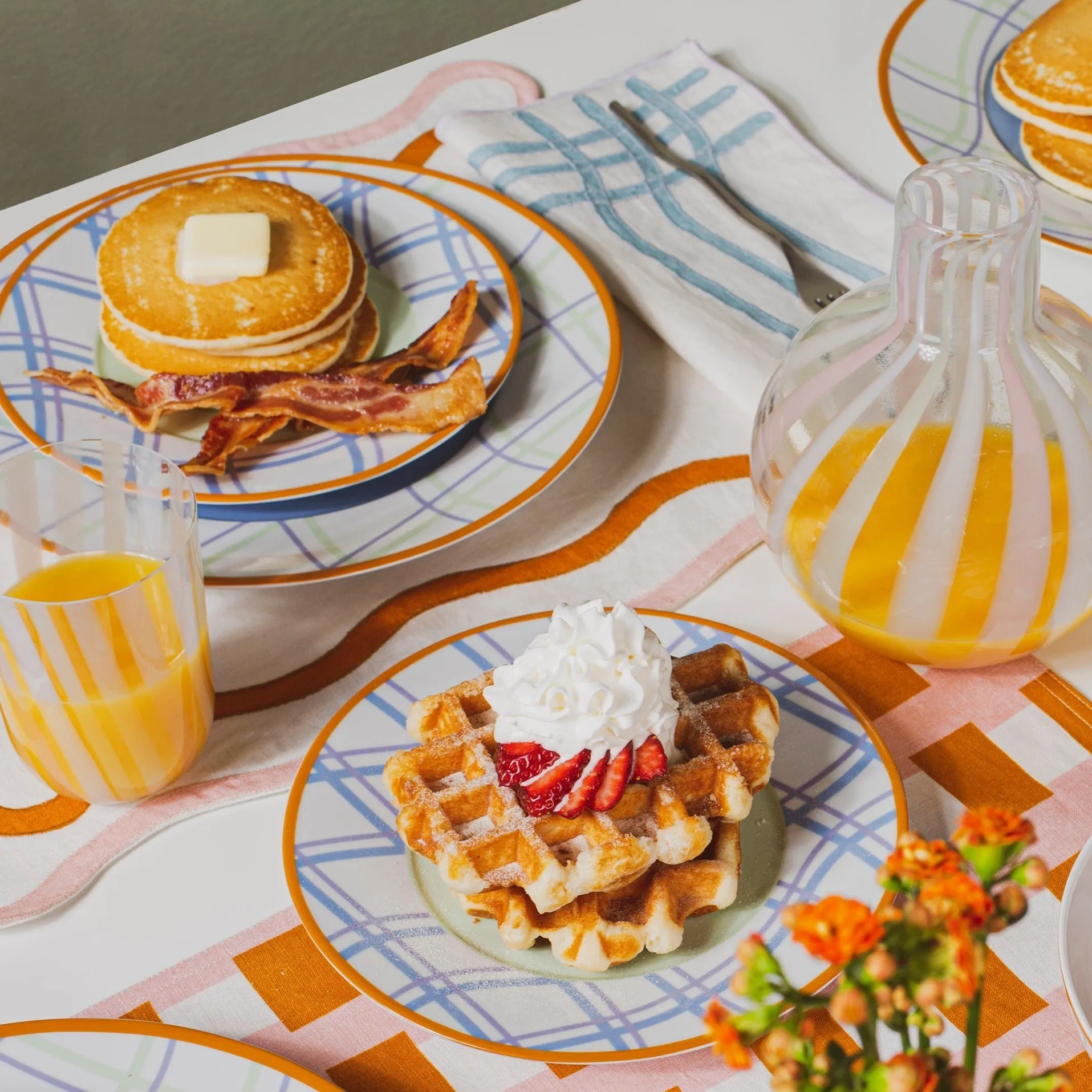 Grid Embroidered Napkin (Set of 4)