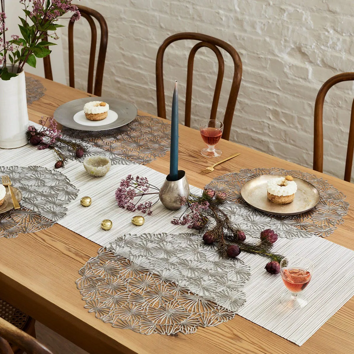Pressed Daisy Table Mat (Set of 8)