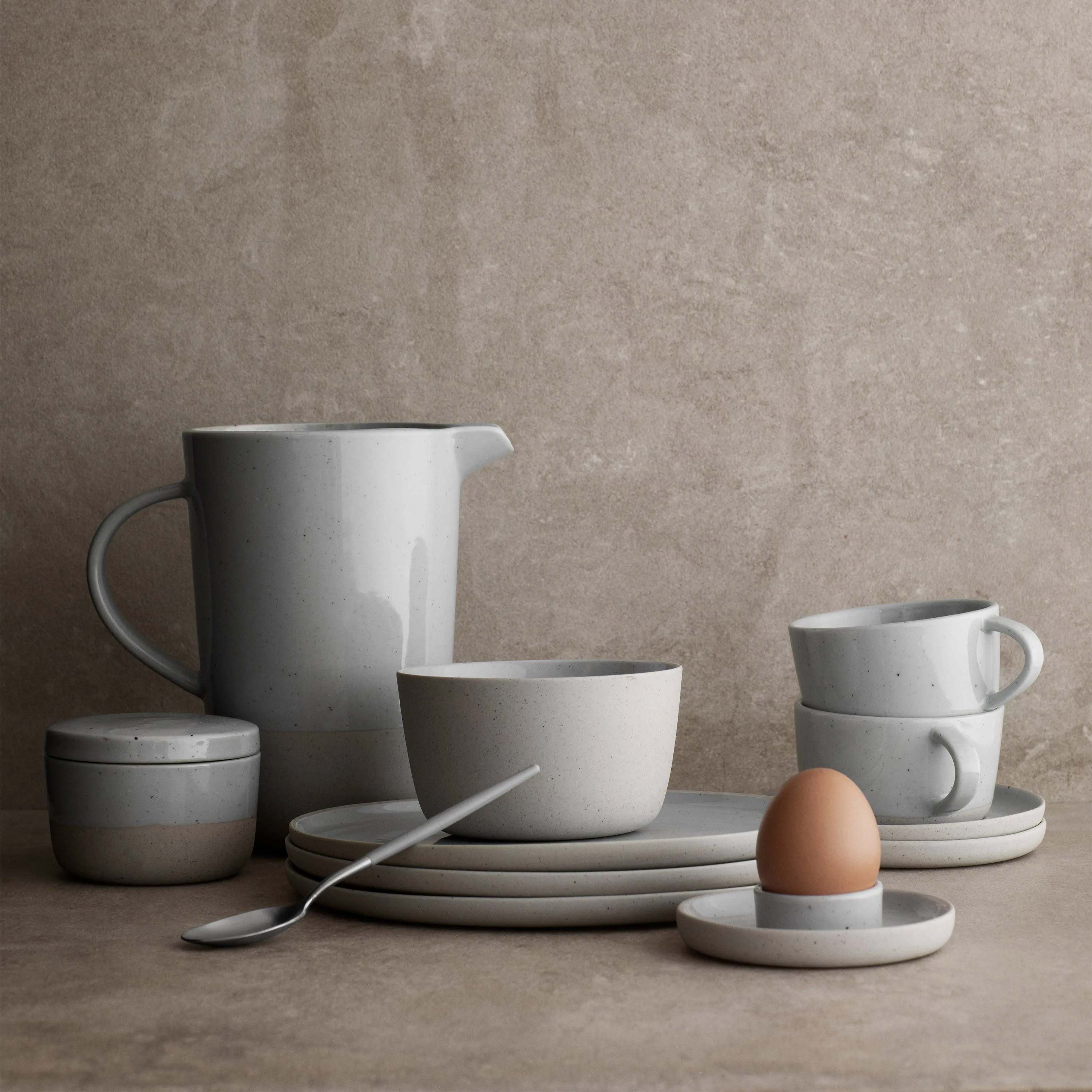 Sablo Egg Cup with Base (Set of 2)