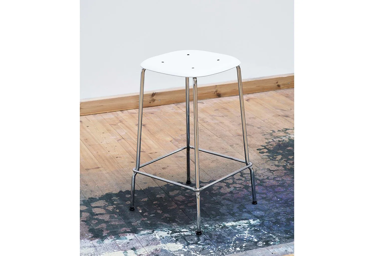 Soft Edge 85 Bar Stool
