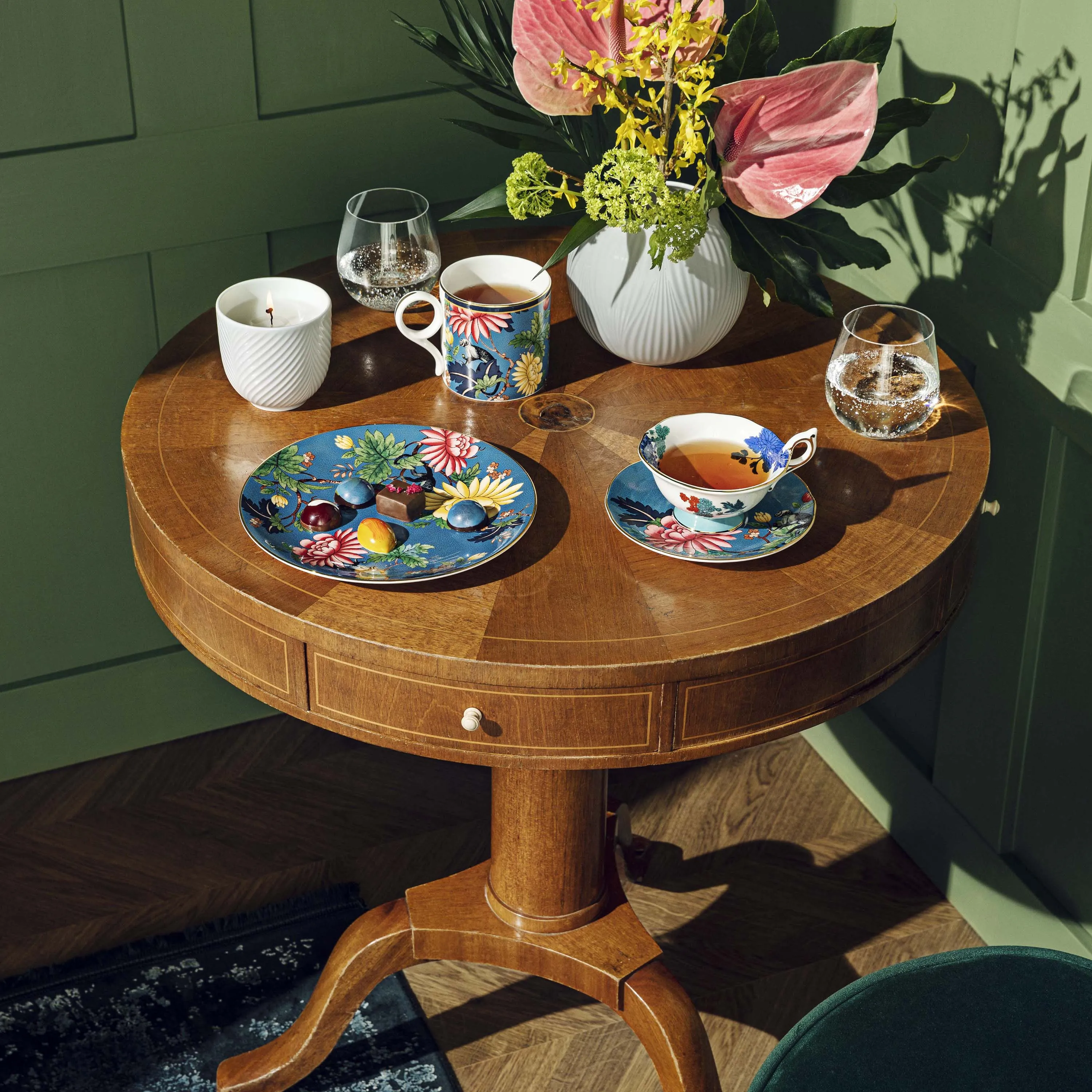 Wonderlust Sapphire Garden Coupe Plate
